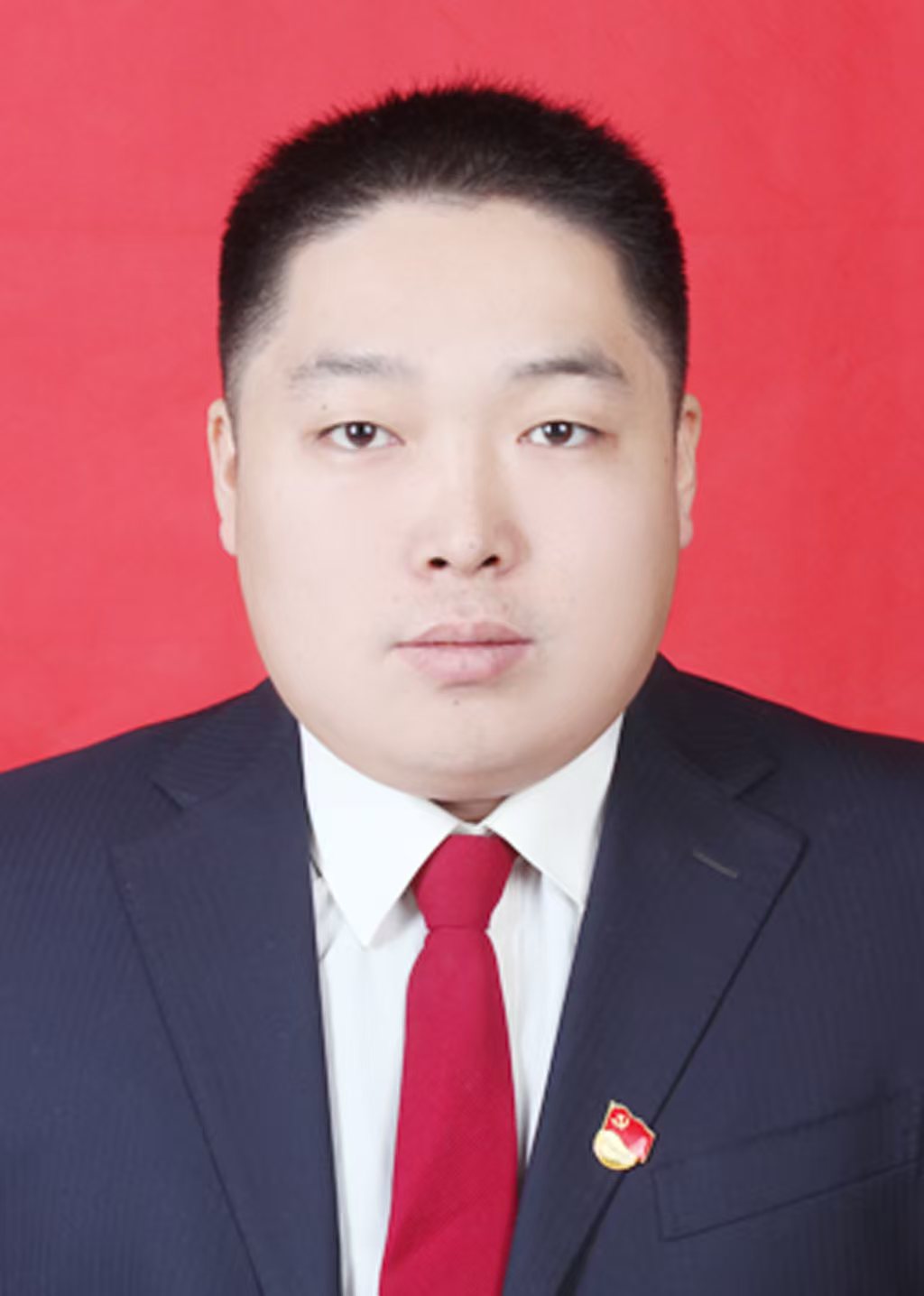 (党委委员、组织委员、统战委员):分管组织、统战(乡贤)、民族宗教、人社、编制、机关人事等工作。分包张温服务区,工作范围内的信访维稳、安全生产、廉政建设,党委政府交办的其他工作